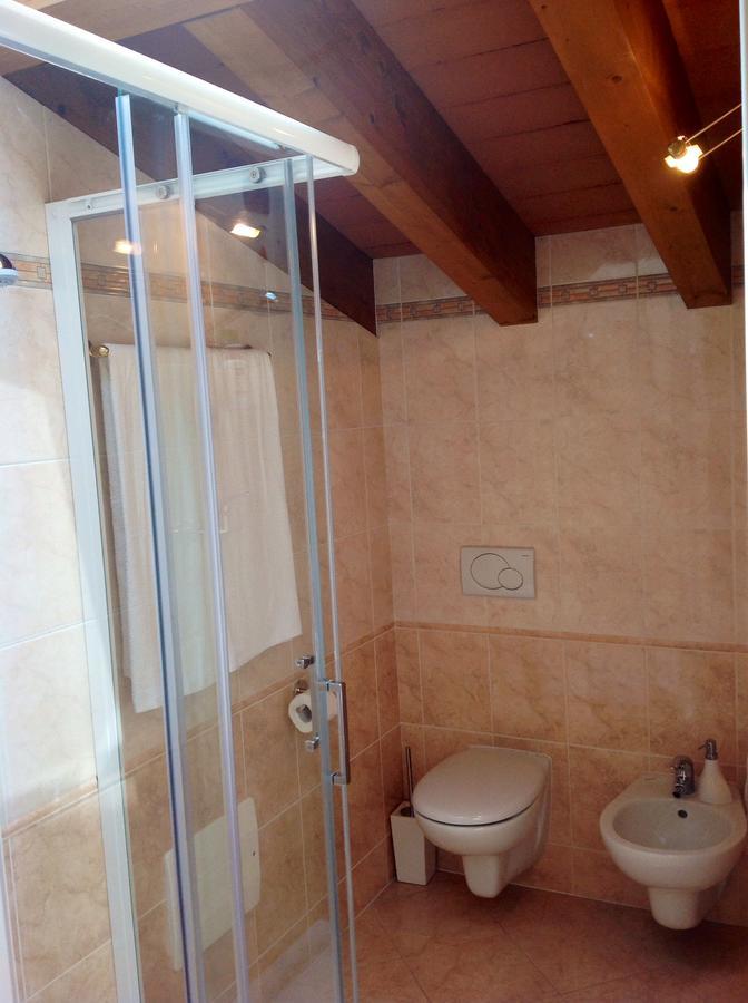 La Folaga Bed and Breakfast Gavirate Εξωτερικό φωτογραφία