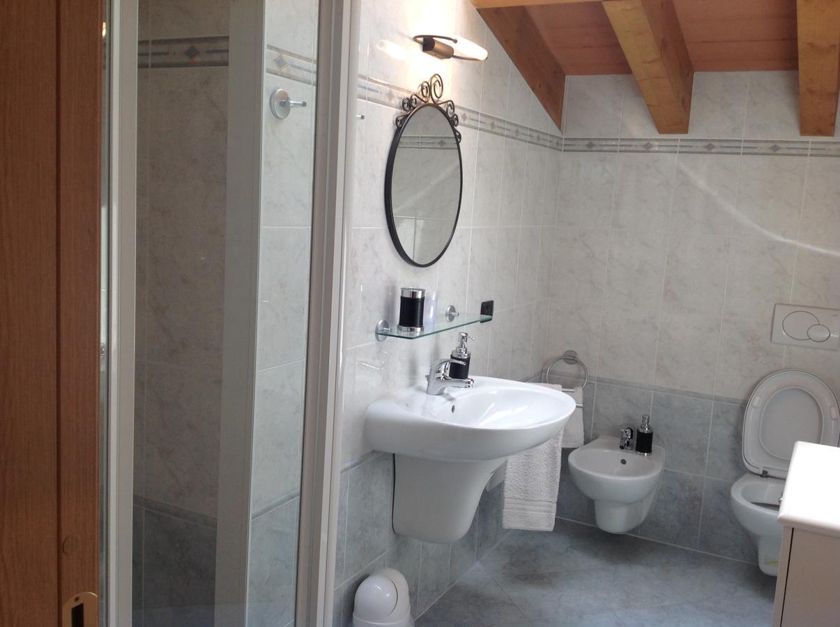 La Folaga Bed and Breakfast Gavirate Εξωτερικό φωτογραφία