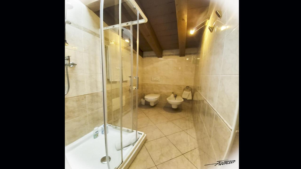 La Folaga Bed and Breakfast Gavirate Εξωτερικό φωτογραφία
